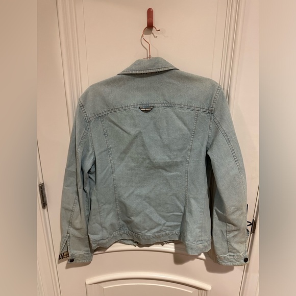 Burberry Women's Lightwash Denim Jacket - Picture 2 of 7